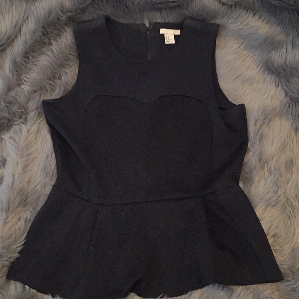 H&M - Women's peplum black top